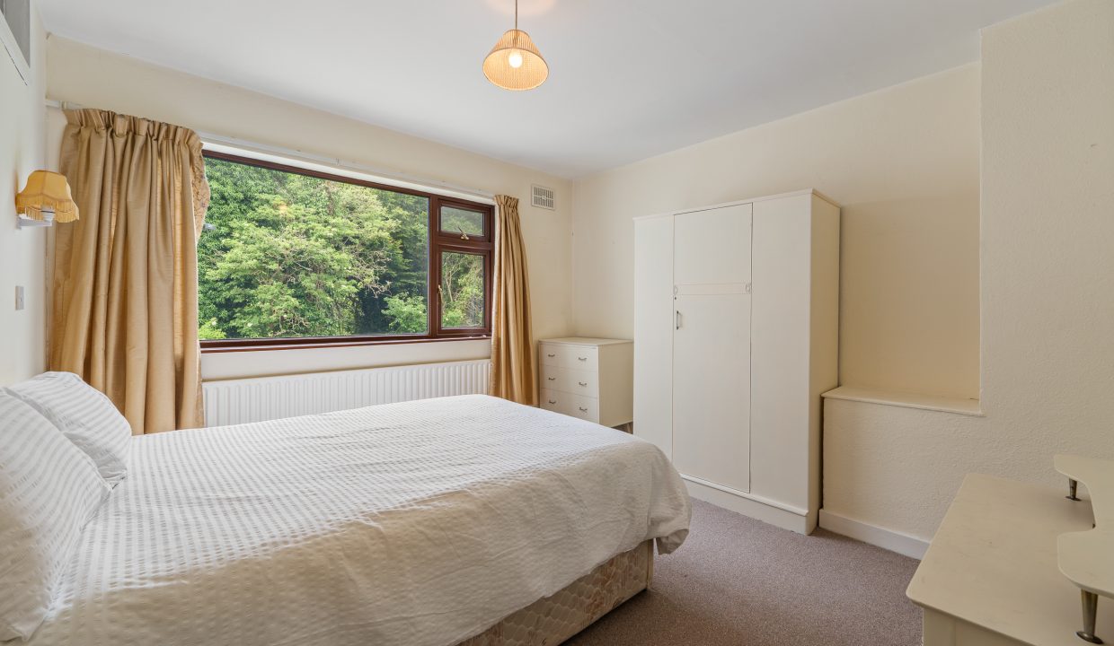 24 Greenhills Estate - interior-22