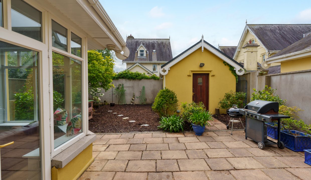 30 Lindville, Blackrock - exterior-11