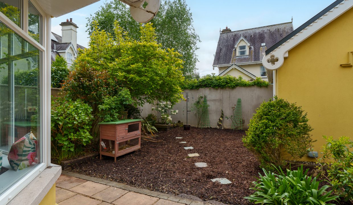 30 Lindville, Blackrock - exterior-12
