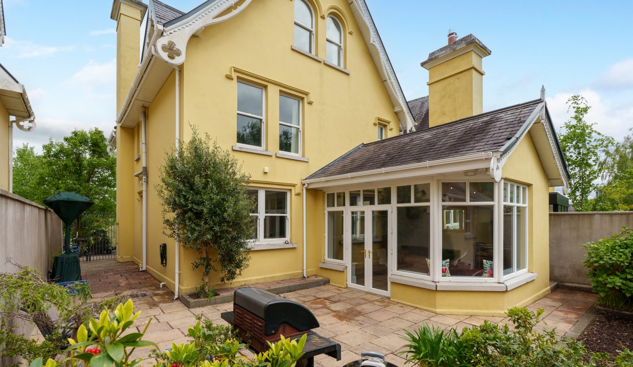 30 Lindville, Blackrock - exterior-14