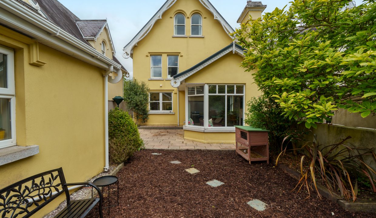 30 Lindville, Blackrock - exterior-16