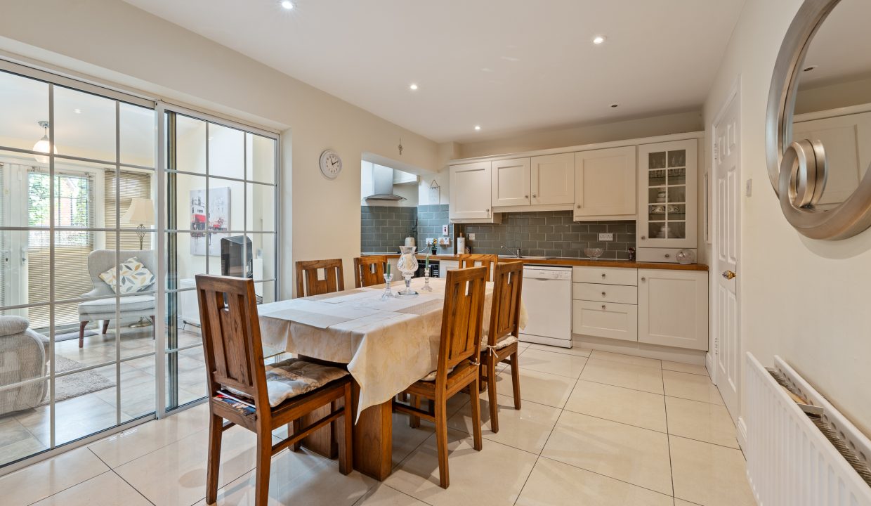 4 Parklea Court - interior-10