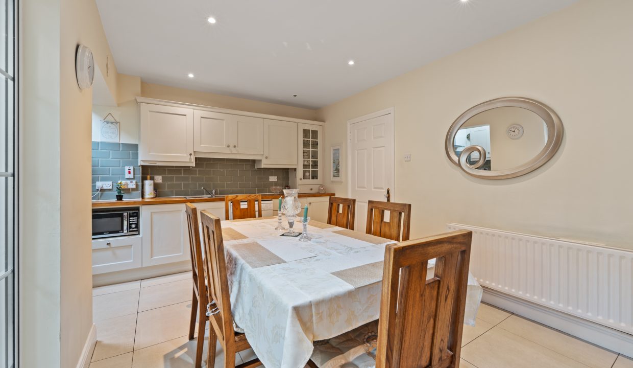 4 Parklea Court - interior-12