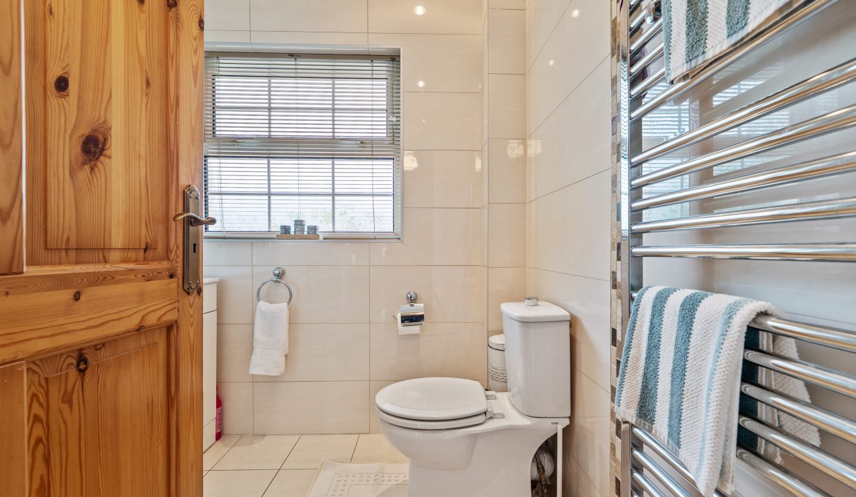 4 Parklea Court - interior-17