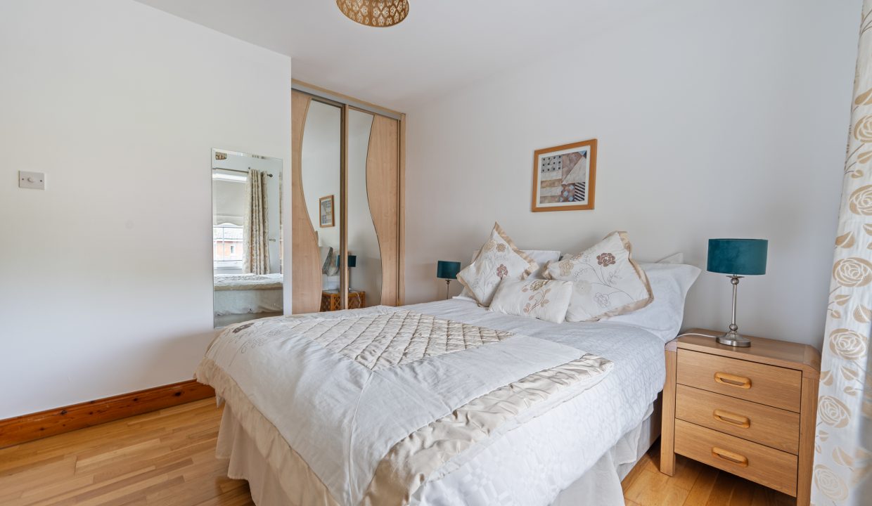 4 Parklea Court - interior-19