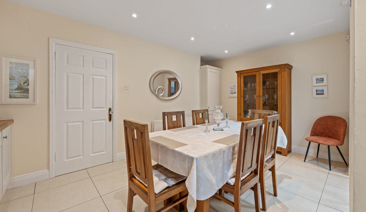 4 Parklea Court - interior-9