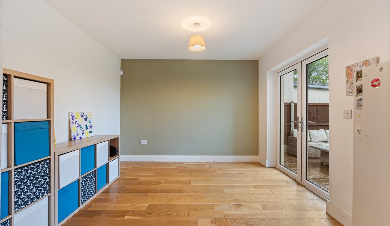 6 Coolkellure Way - interior-13