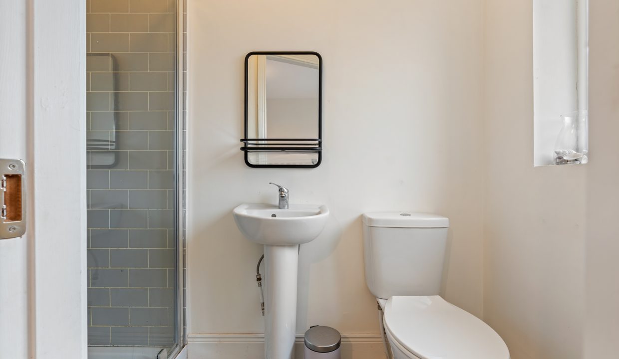 6 Coolkellure Way - interior-24