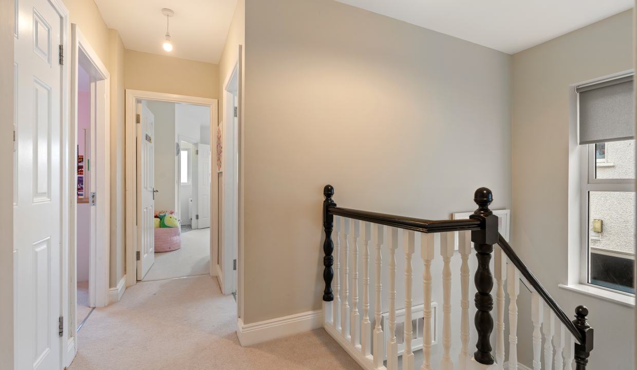 6 Coolkellure Way - interior-27 updated BLUR