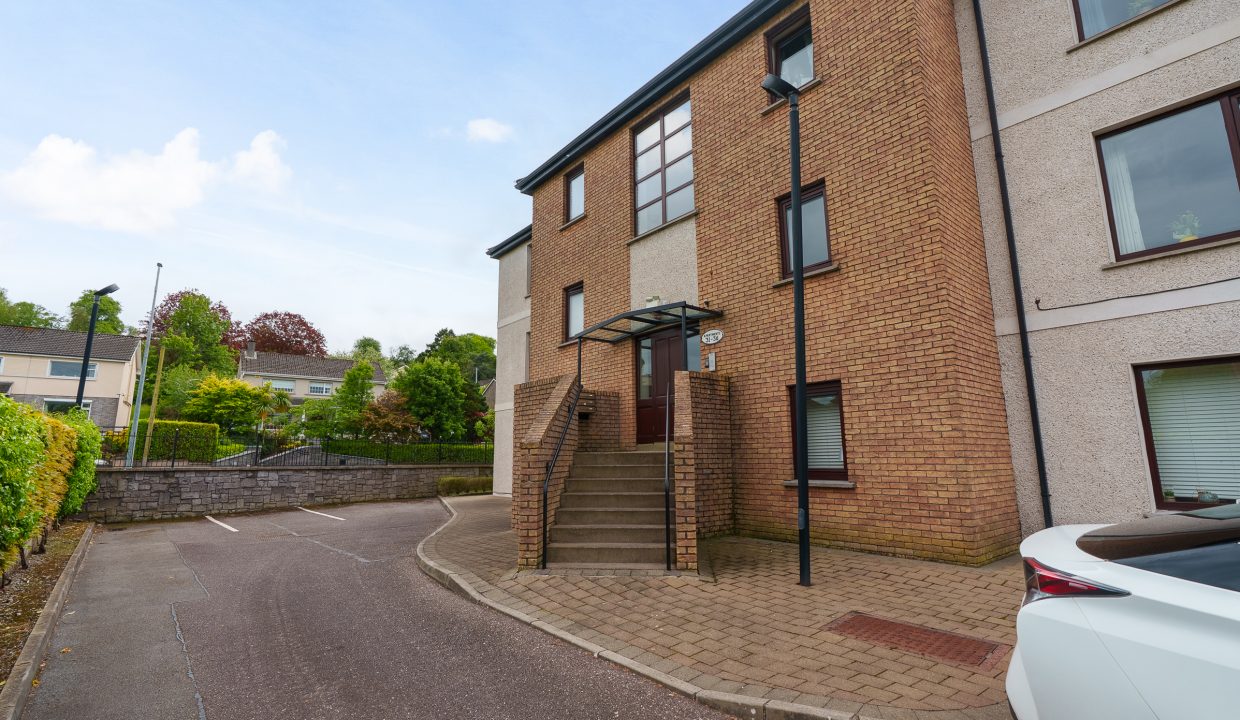 Apt 34, Ronayn_s Court - exterior-4