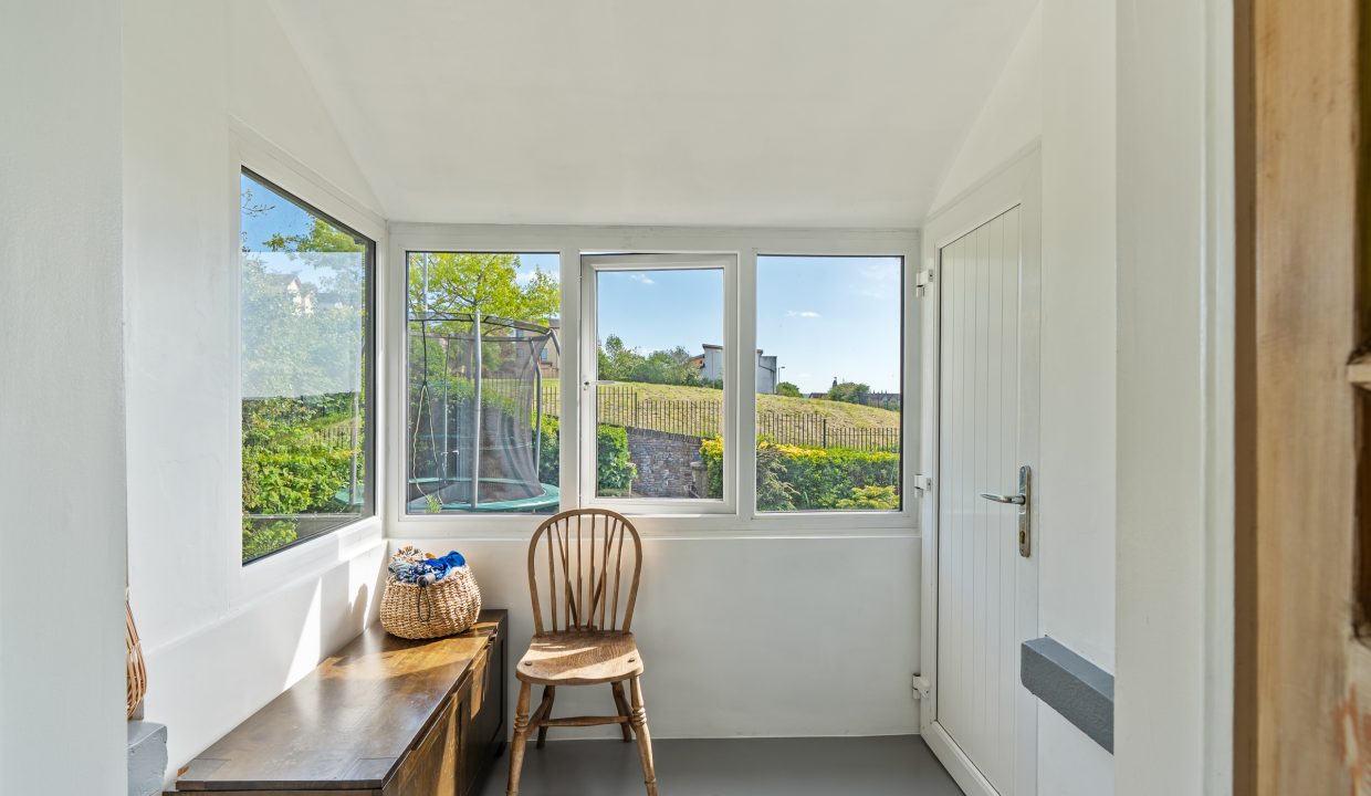 Neidin, Assumption Road - interior-11