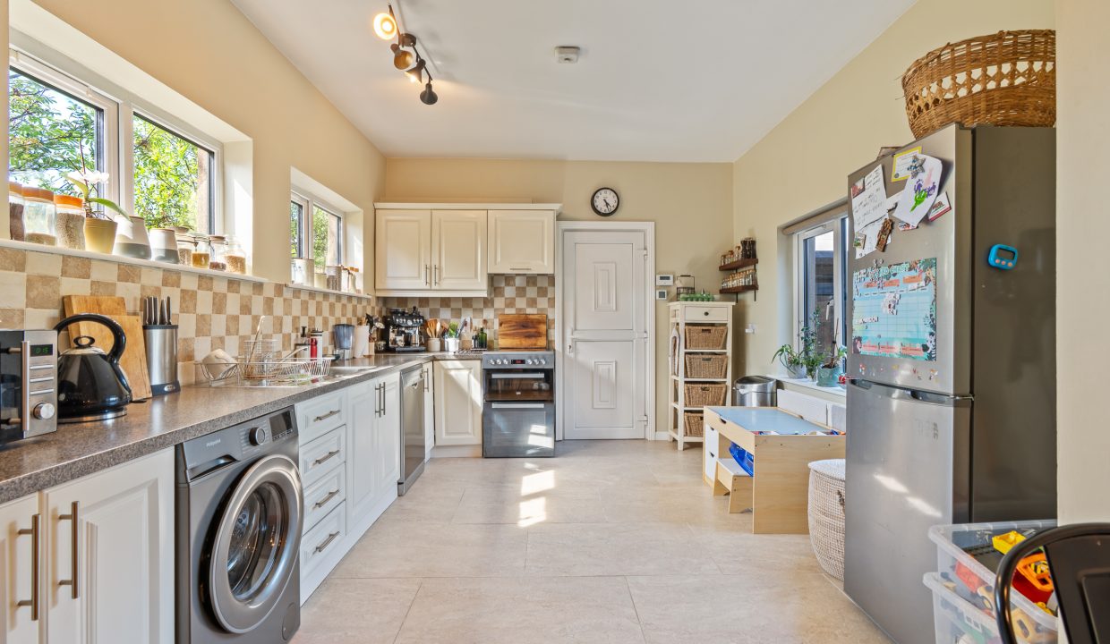 Neidin, Assumption Road - interior-6