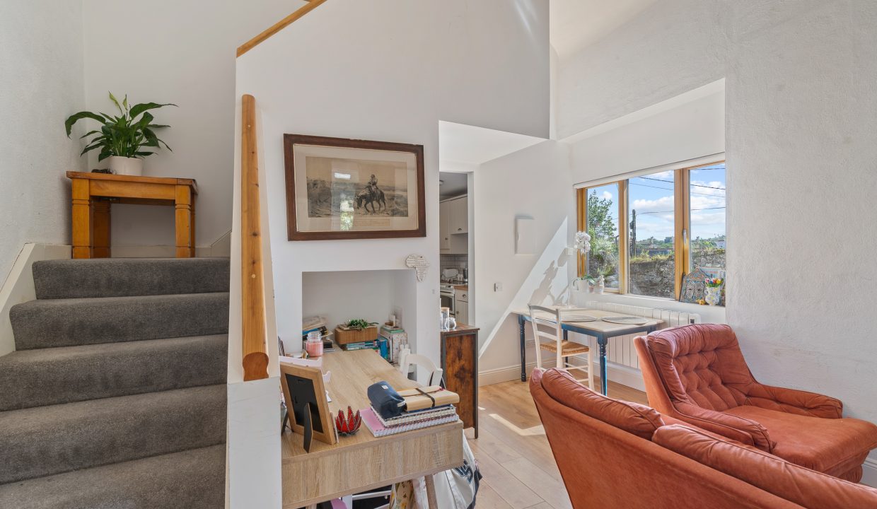 Toureen House, Passage West - interior (rental unit)-2