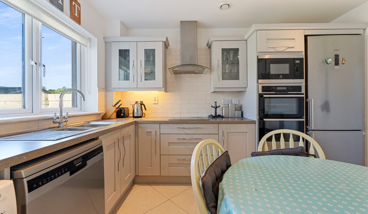 05.25 63 Millers Court, Old Quarter, Ballincollig - ERA - H-Pix WEB 08