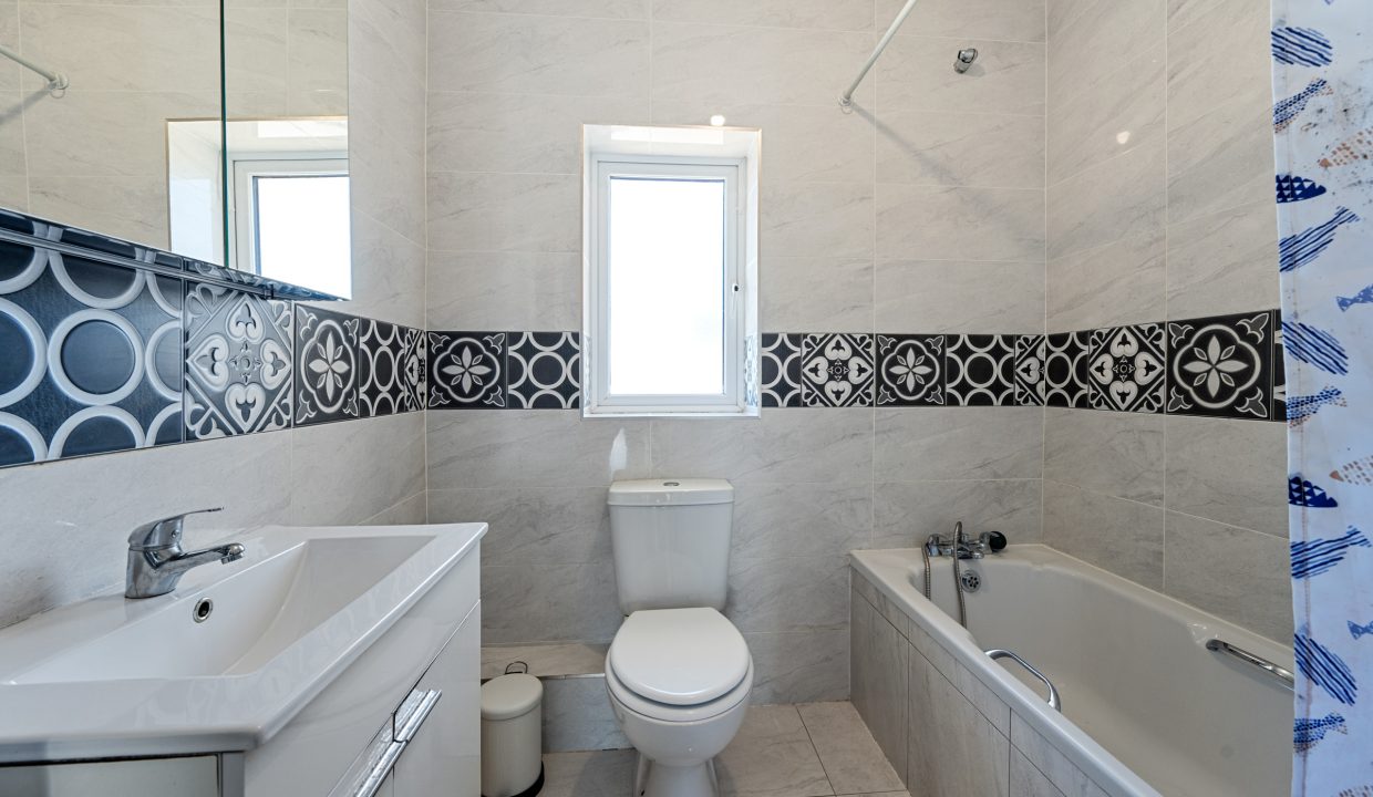05.25 63 Millers Court, Old Quarter, Ballincollig - ERA - H-Pix WEB 20