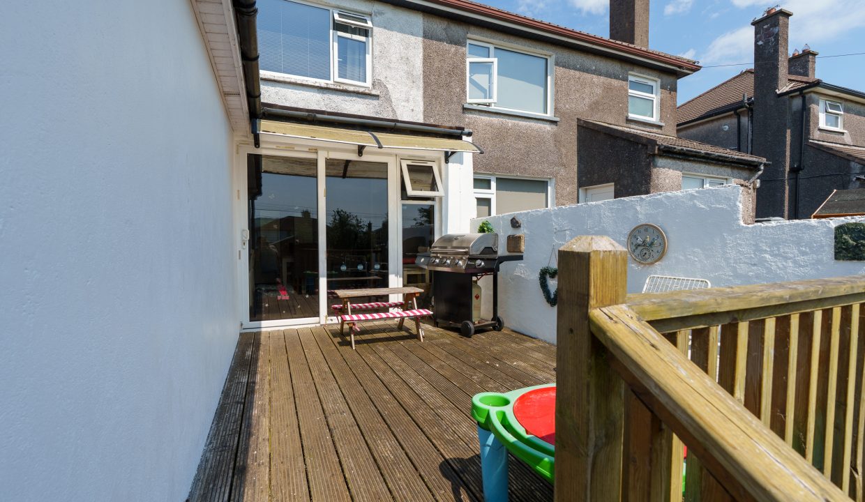 10 Cedar Grove - exterior-15