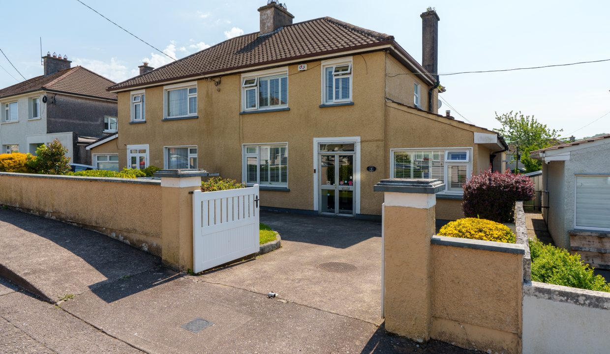 10 Cedar Grove - exterior-4