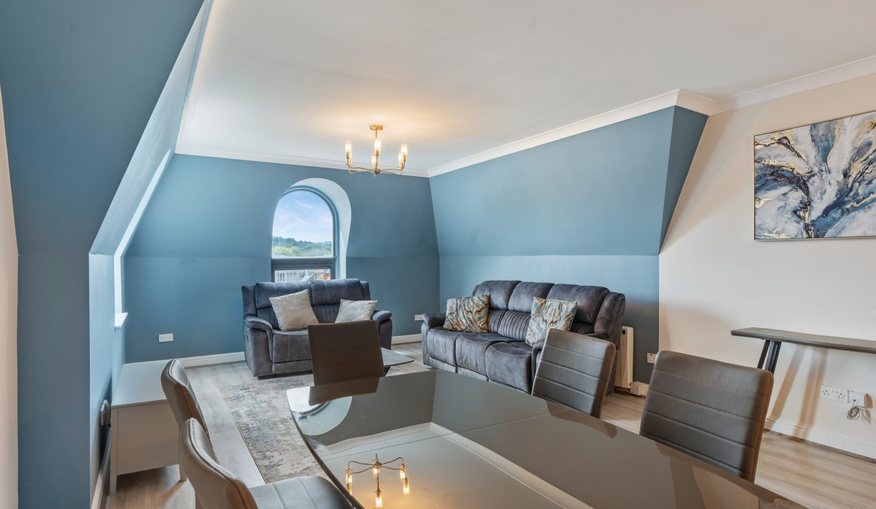 12 Water Gold - interior-11