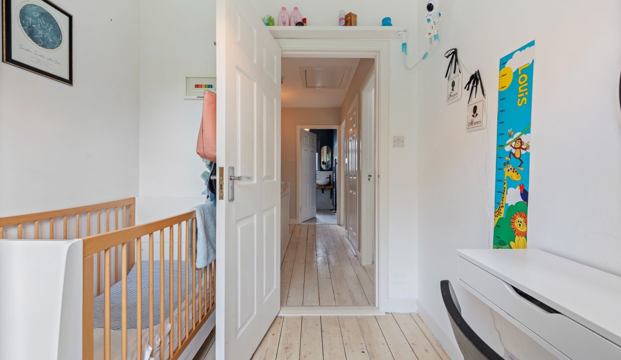 13 Ashdene - interior-25