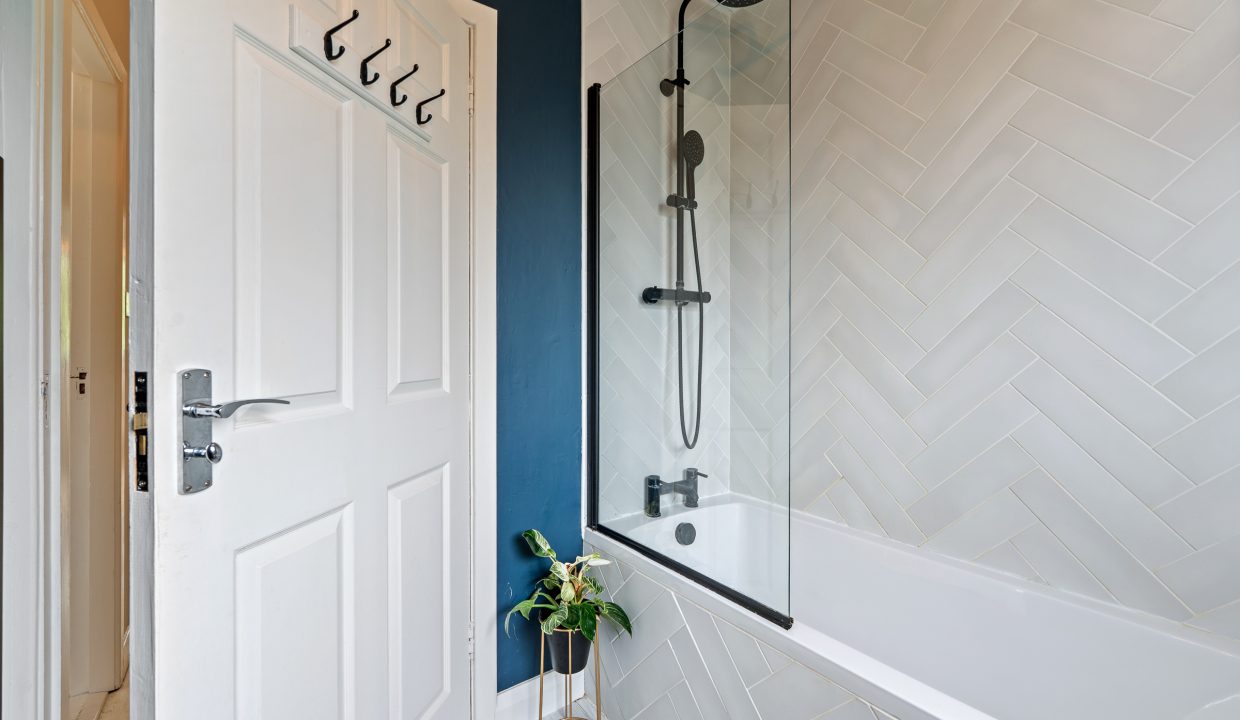 13 Ashdene - interior-32
