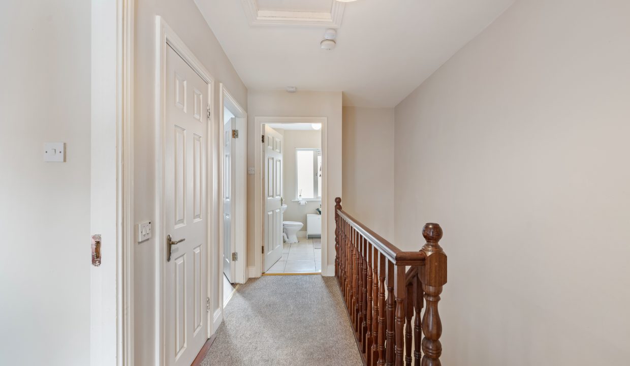 16 Watercourse Mews - interior-13