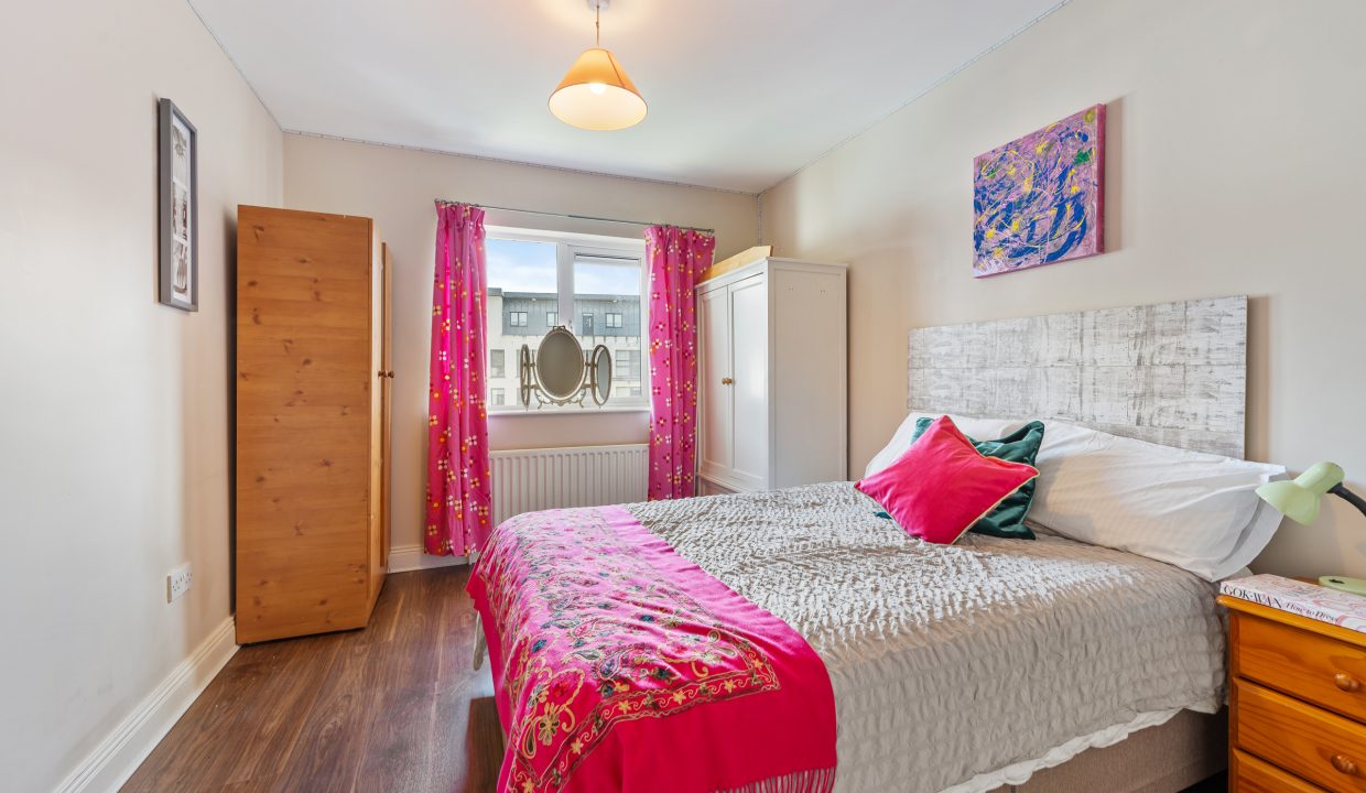 16 Watercourse Mews - interior-20