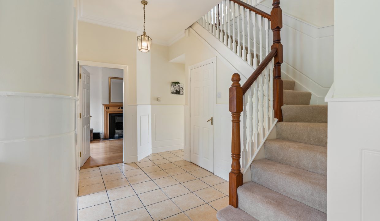 17 Abbotswood Downs - interior-2