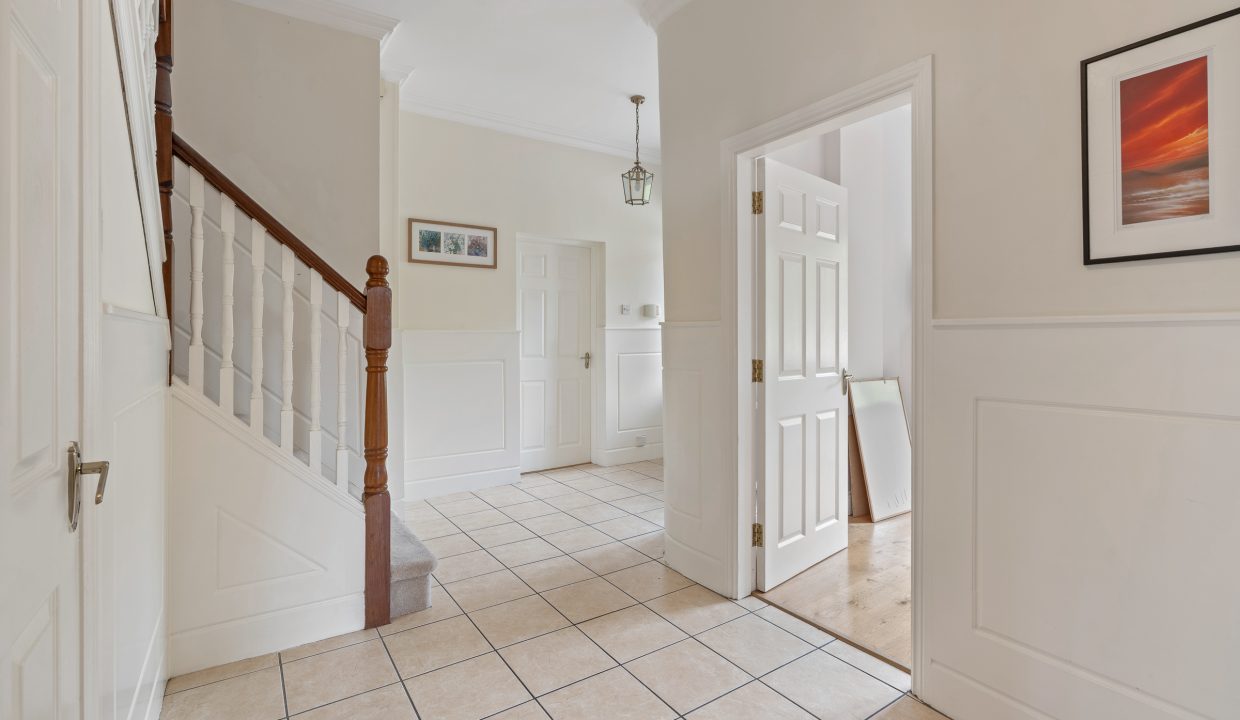 17 Abbotswood Downs - interior-22