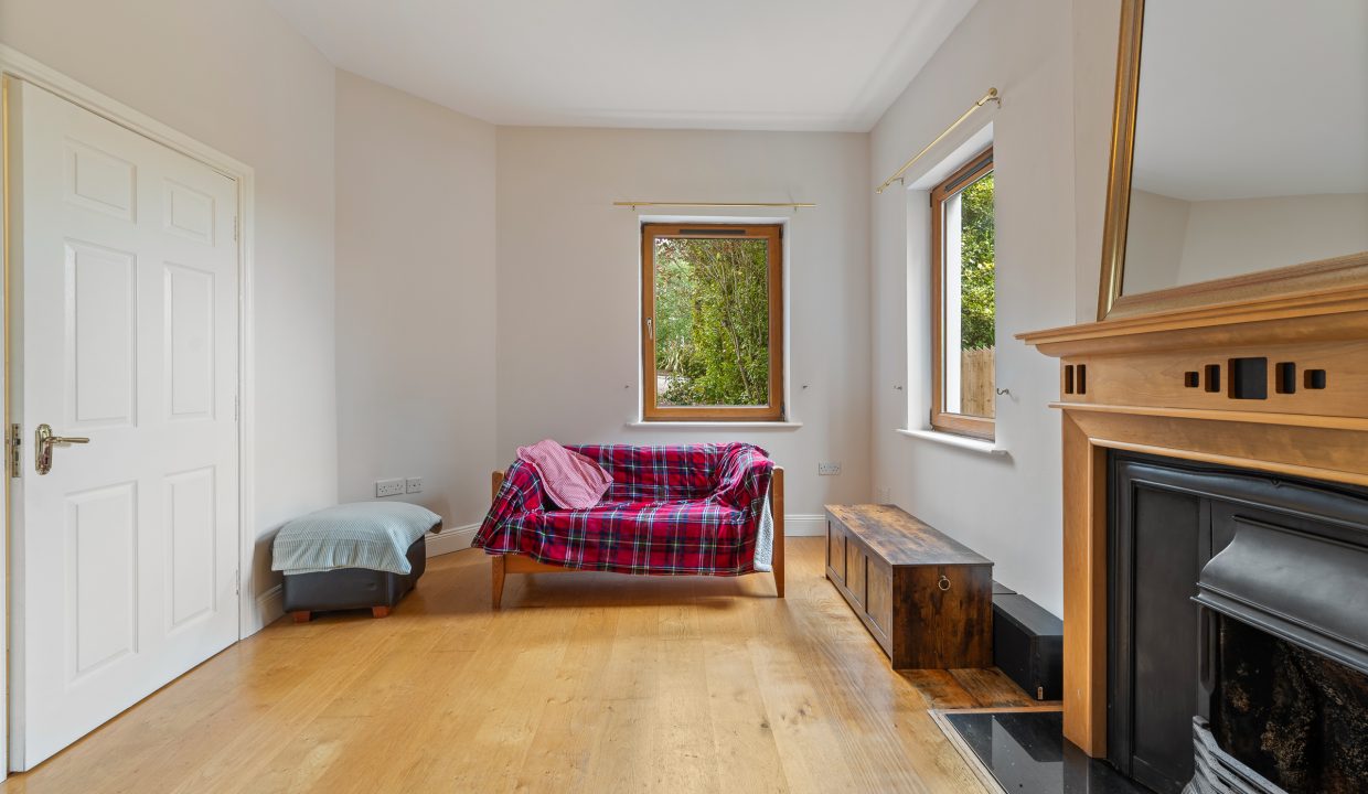 17 Abbotswood Downs - interior-26