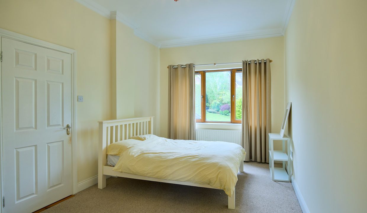17 Abbotswood Downs - interior-42