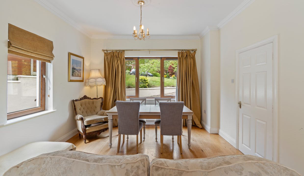 17 Abbotswood Downs - interior-7