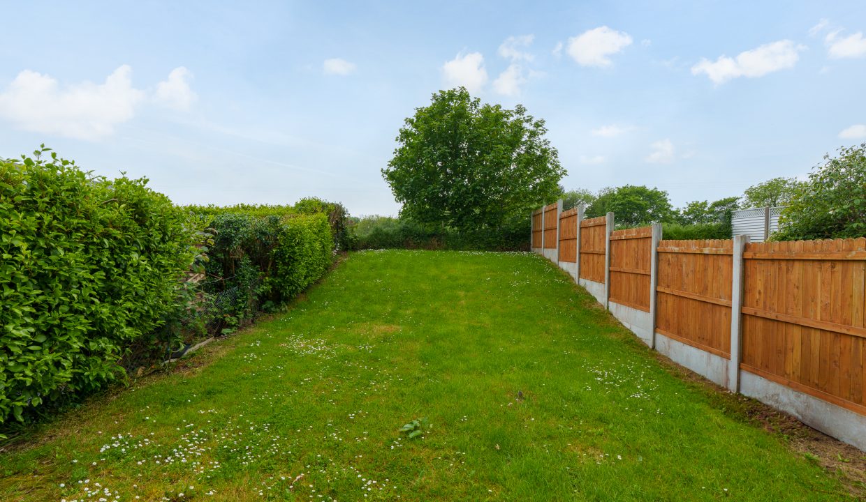 27 Willowbank Court - exterior-3