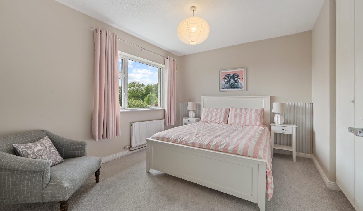 27 Willowbank Court - interior-16