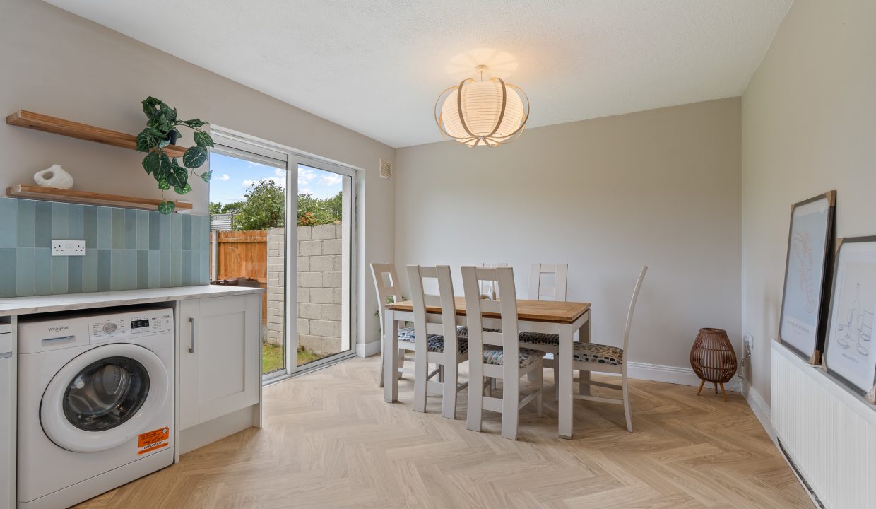27 Willowbank Court - interior-4