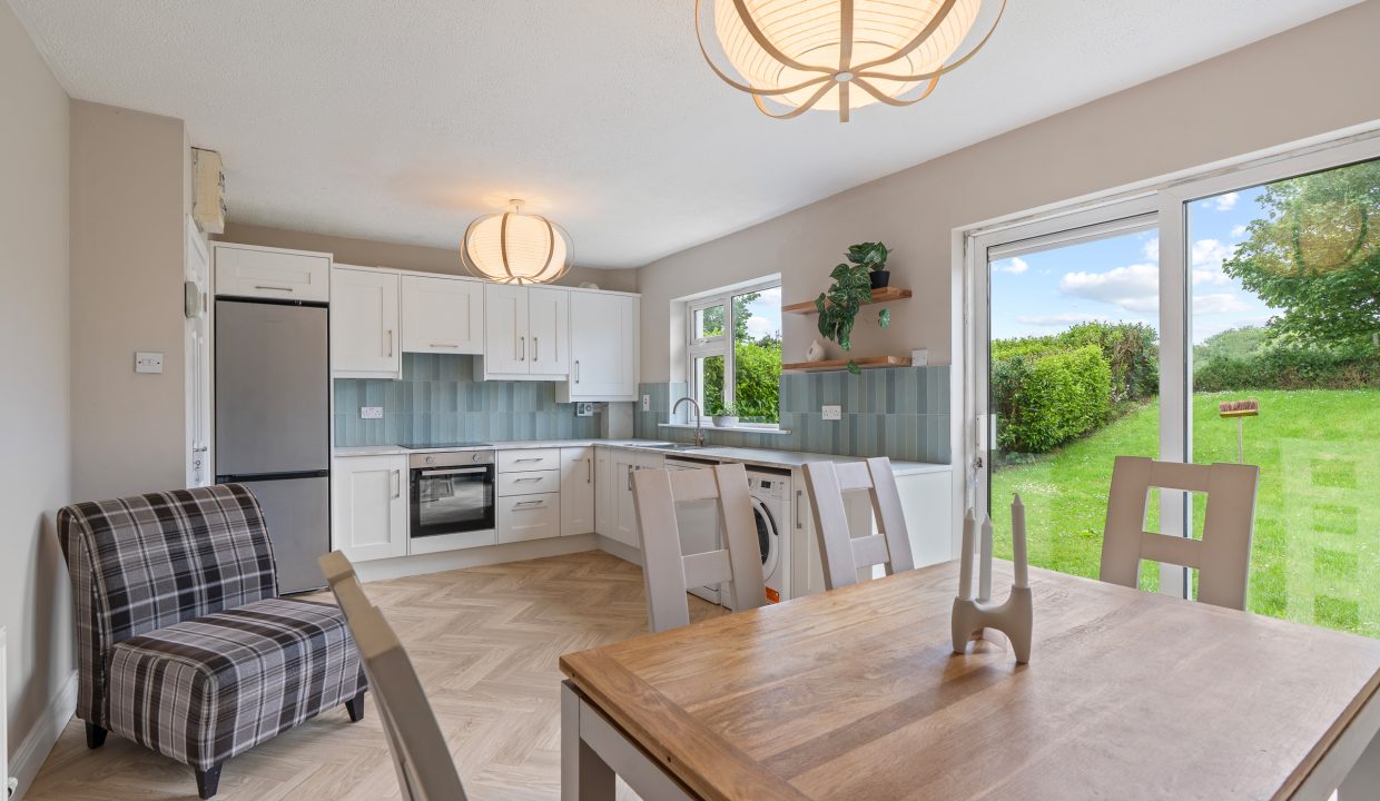 27 Willowbank Court - interior-5