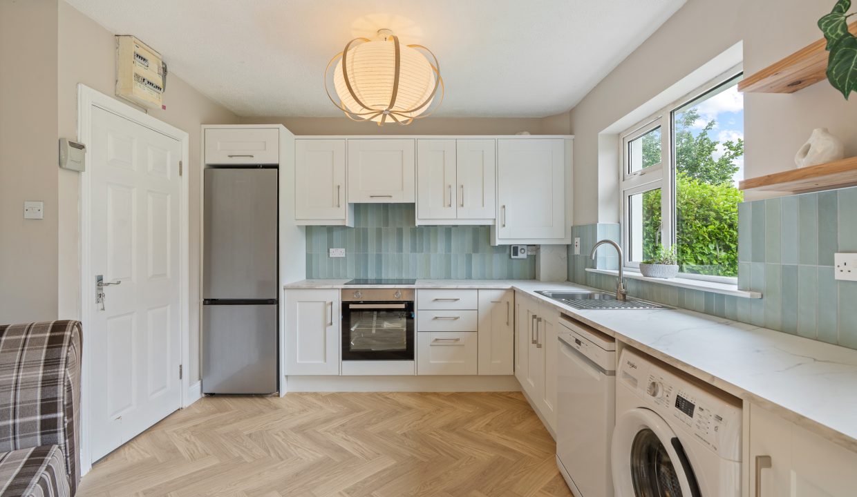 27 Willowbank Court - interior-7