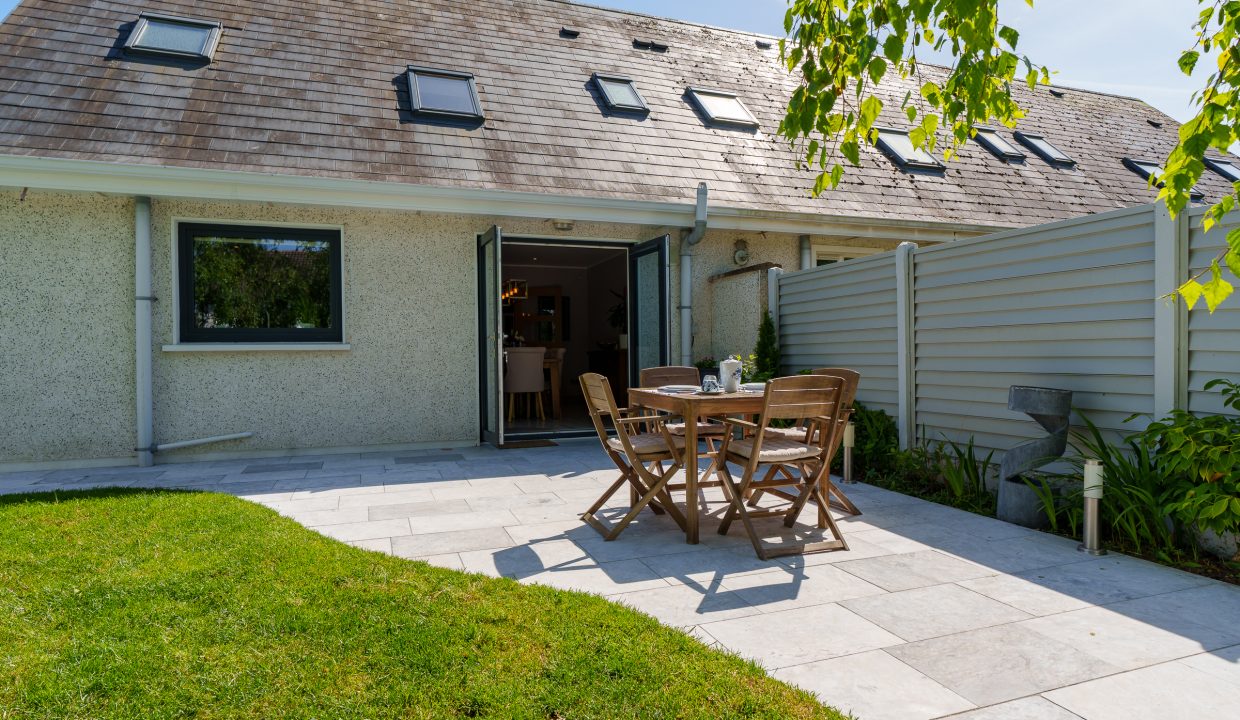 3 Cottage Court - exterior-14