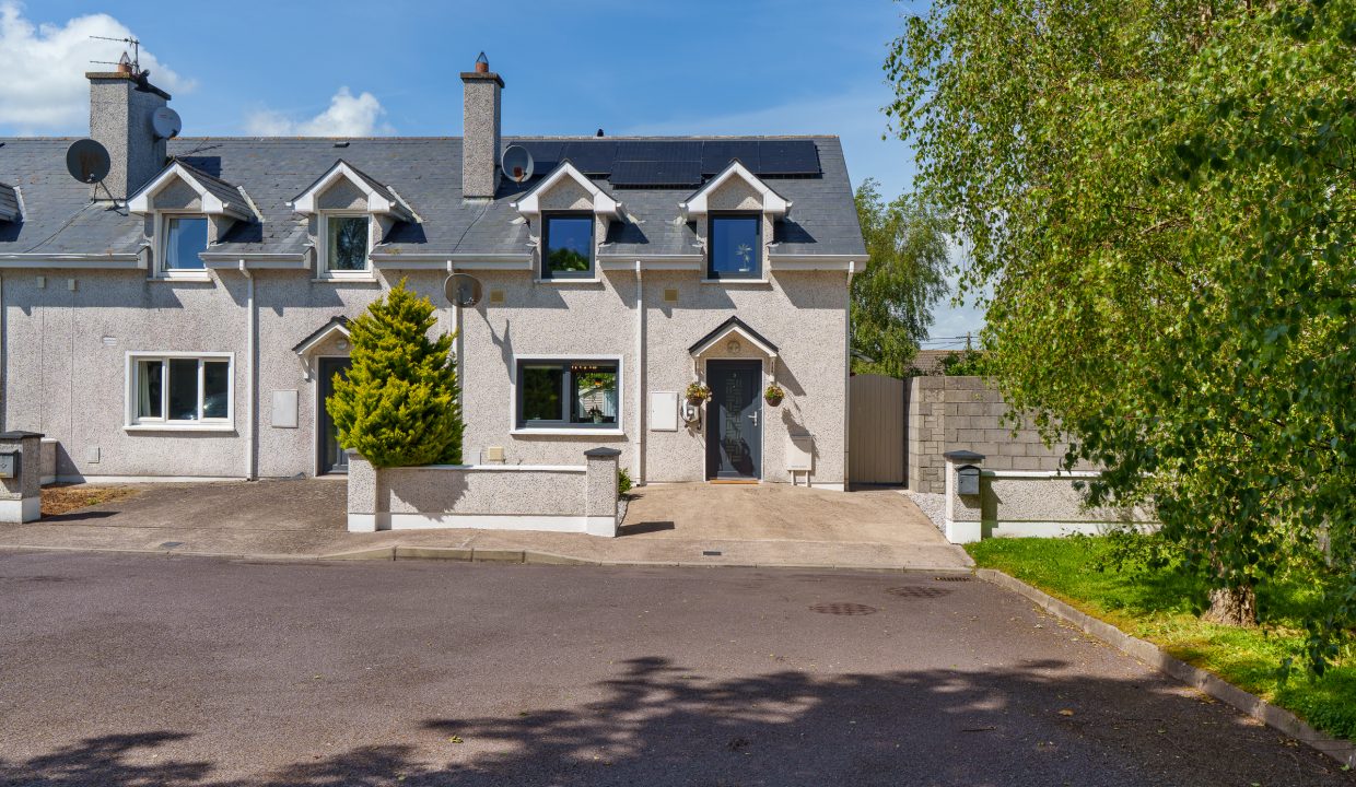 3 Cottage Court - exterior-2
