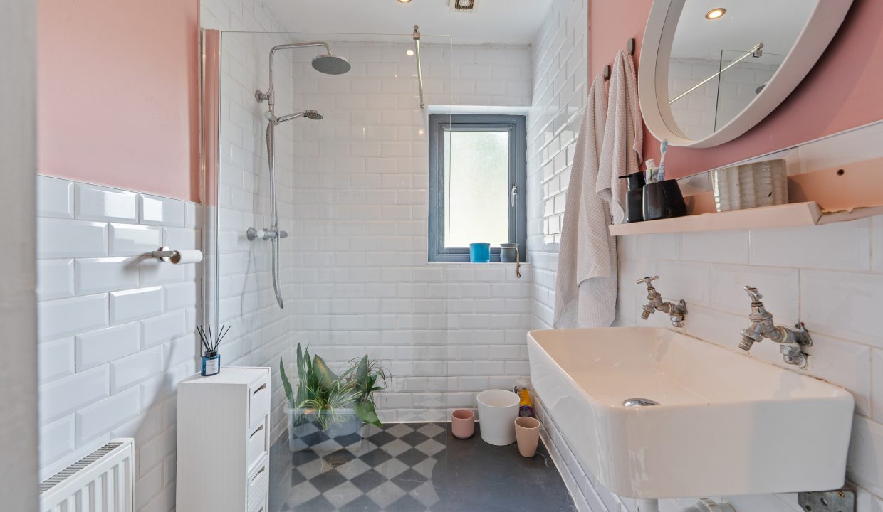 3 Dry Bridge View - interior-19