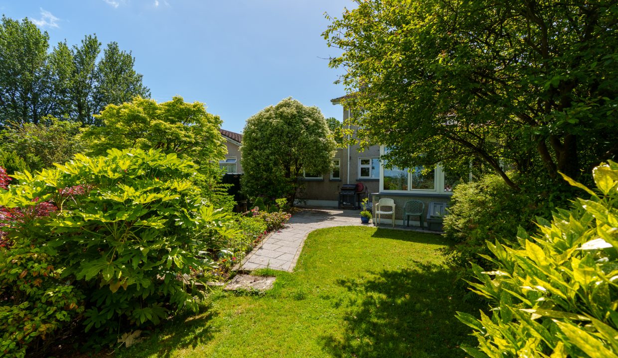 39 Melbourn Close - exterior-12