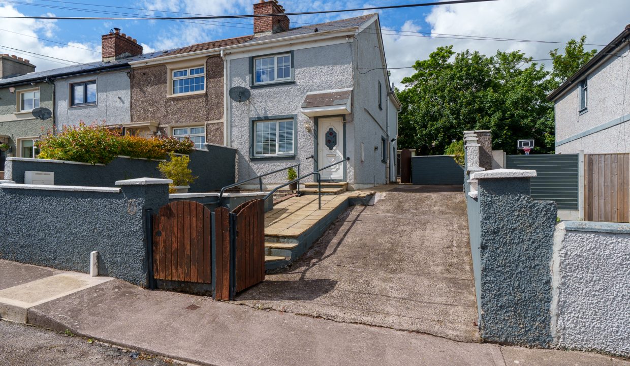 42 Kerryhall Road- exterior-6
