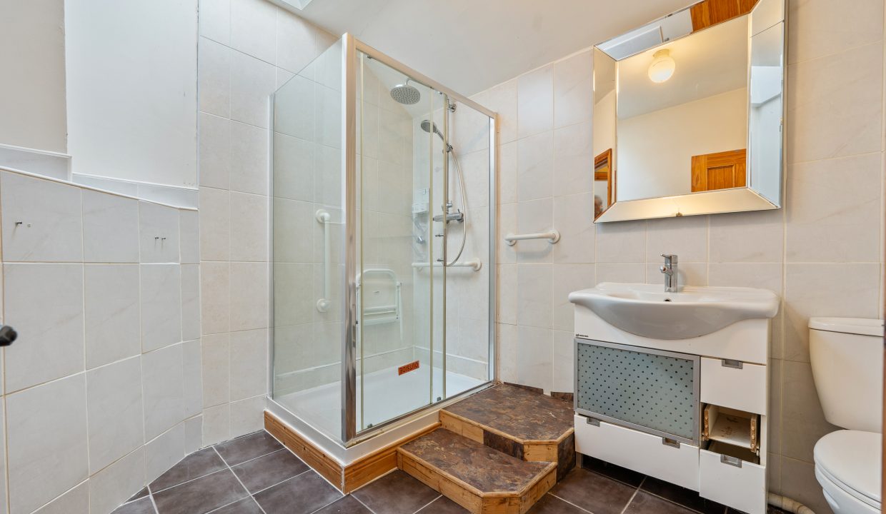 42 Kerryhall Road- interior-14
