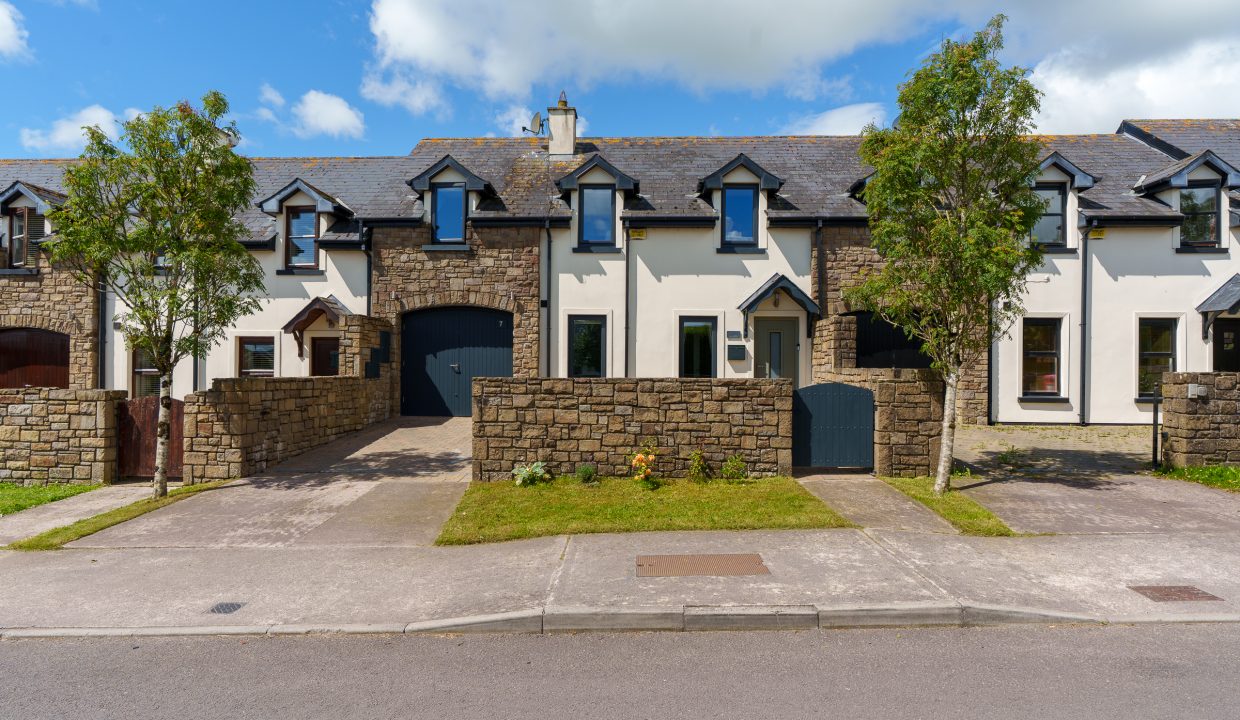 7 Roseview Whitechurch - exterior-4