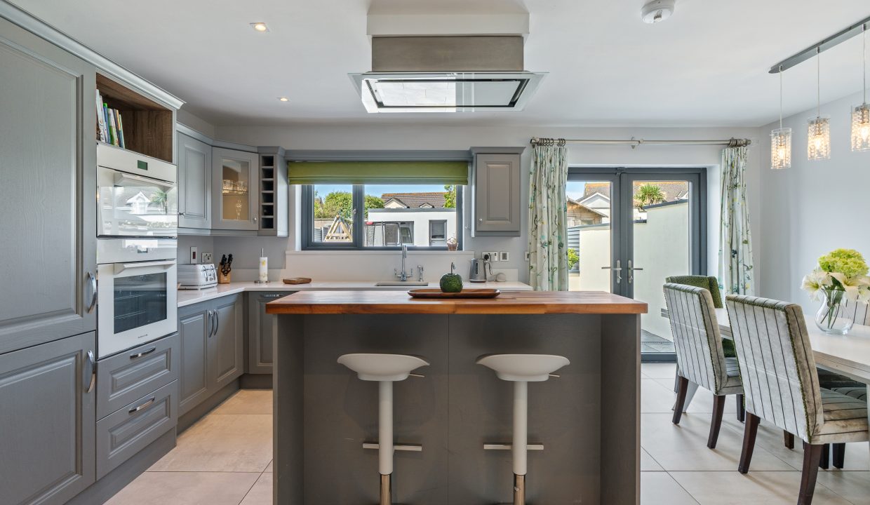 7 Roseview Whitechurch - interior-13
