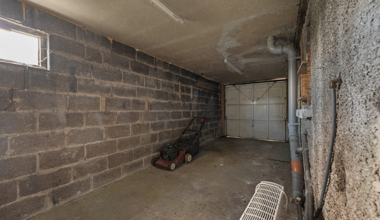 East View - interior-21