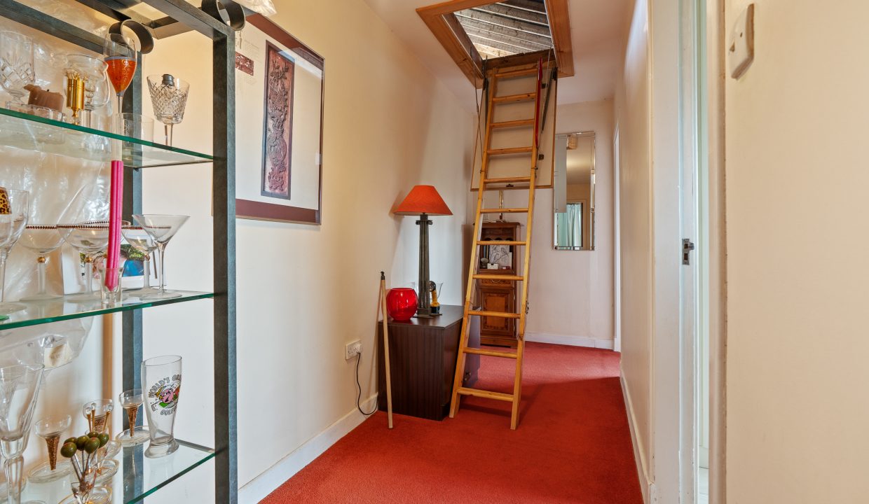 Meadowloands, Upper Rochestown - interior-3