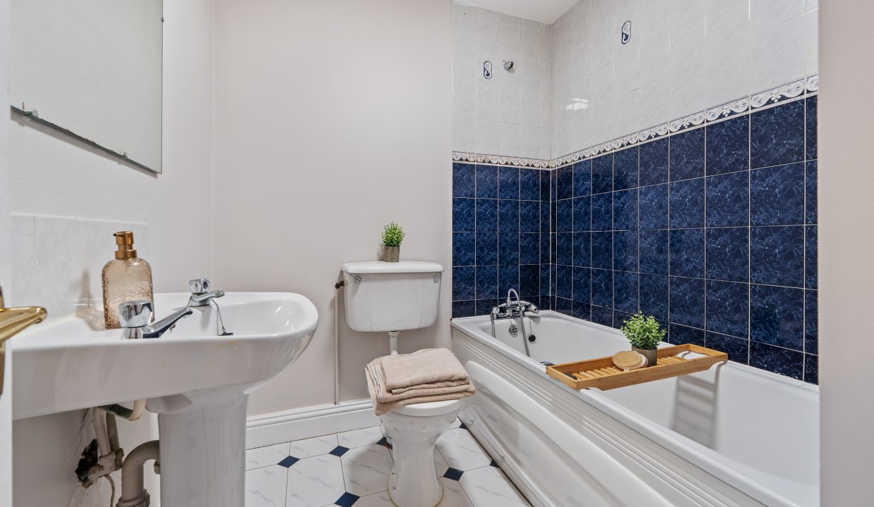 22 Lios Na Greine - interior-26