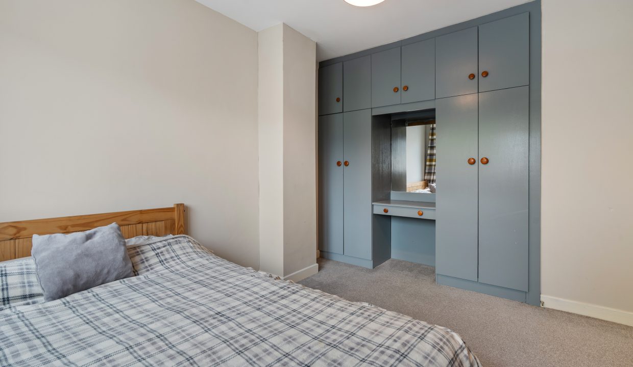 35 Pinewood - interior-17