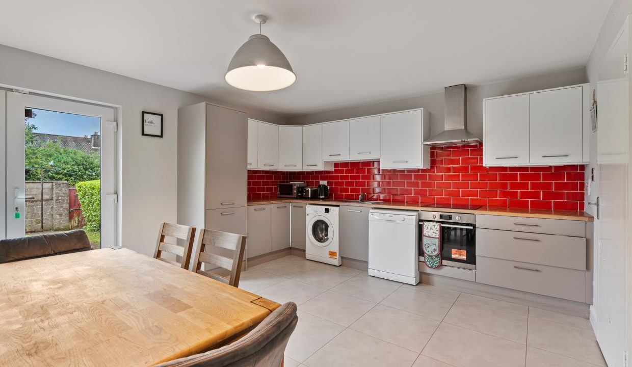 35 Pinewood - interior-5