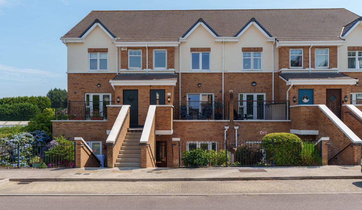 4 The Avenue - exterior-11
